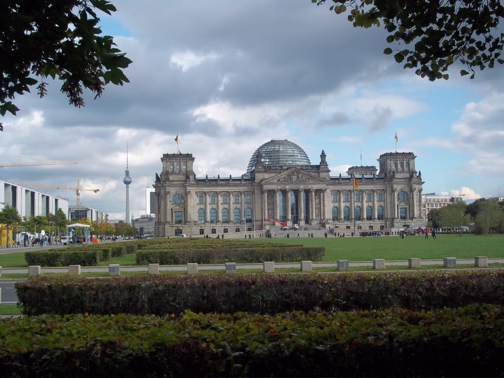 Berlin Reichstag,kerékpártúrához partnert keresek