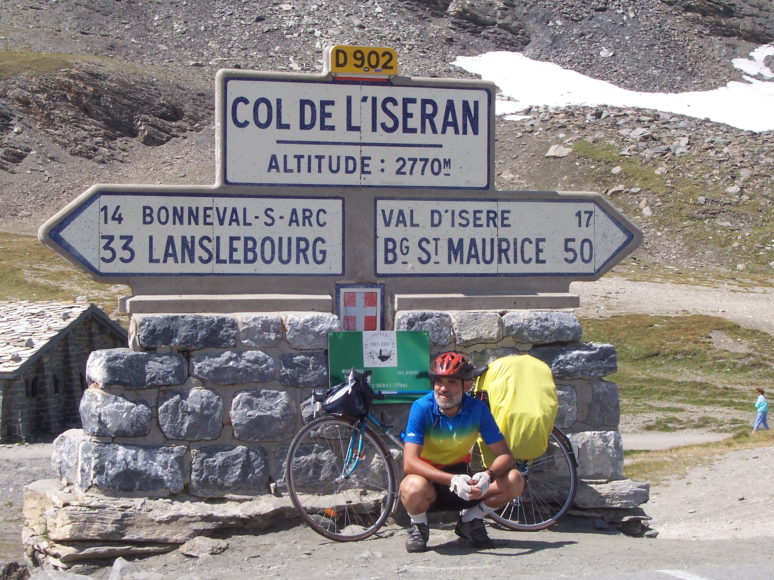 Col del Izeran 2770, Caut partenera de ciclism